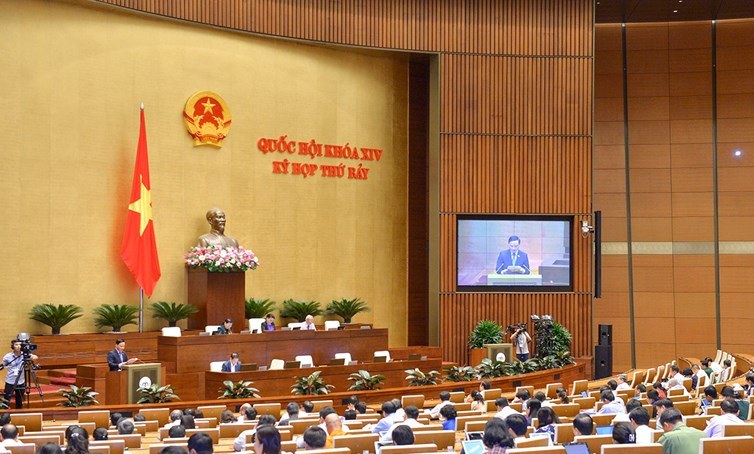 Còn nhiều ý kiến khác nhau về việc giảm số lượng Phó chủ tịch HĐND cấp tỉnh, cấp huyện